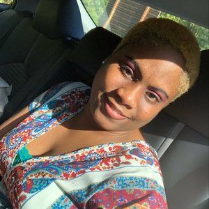 Meet your Posher, Kiayra